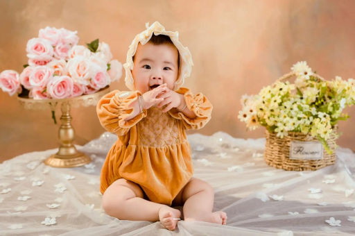 洛阳宝宝几岁可以喝纯牛奶 洛阳宝宝几岁可以喝纯牛奶